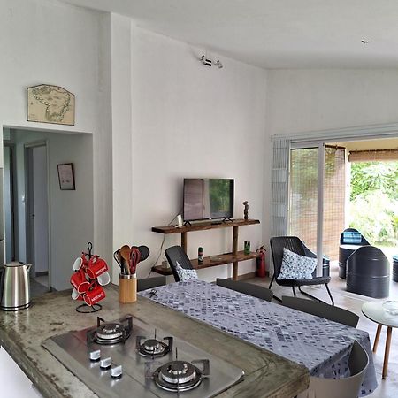 Maison Tamarin - Riviere Noire Pour 5 Personnes Exterior photo