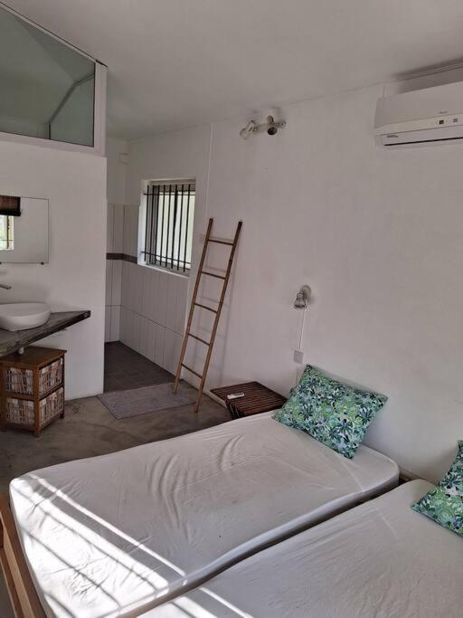Maison Tamarin - Riviere Noire Pour 5 Personnes Exterior photo